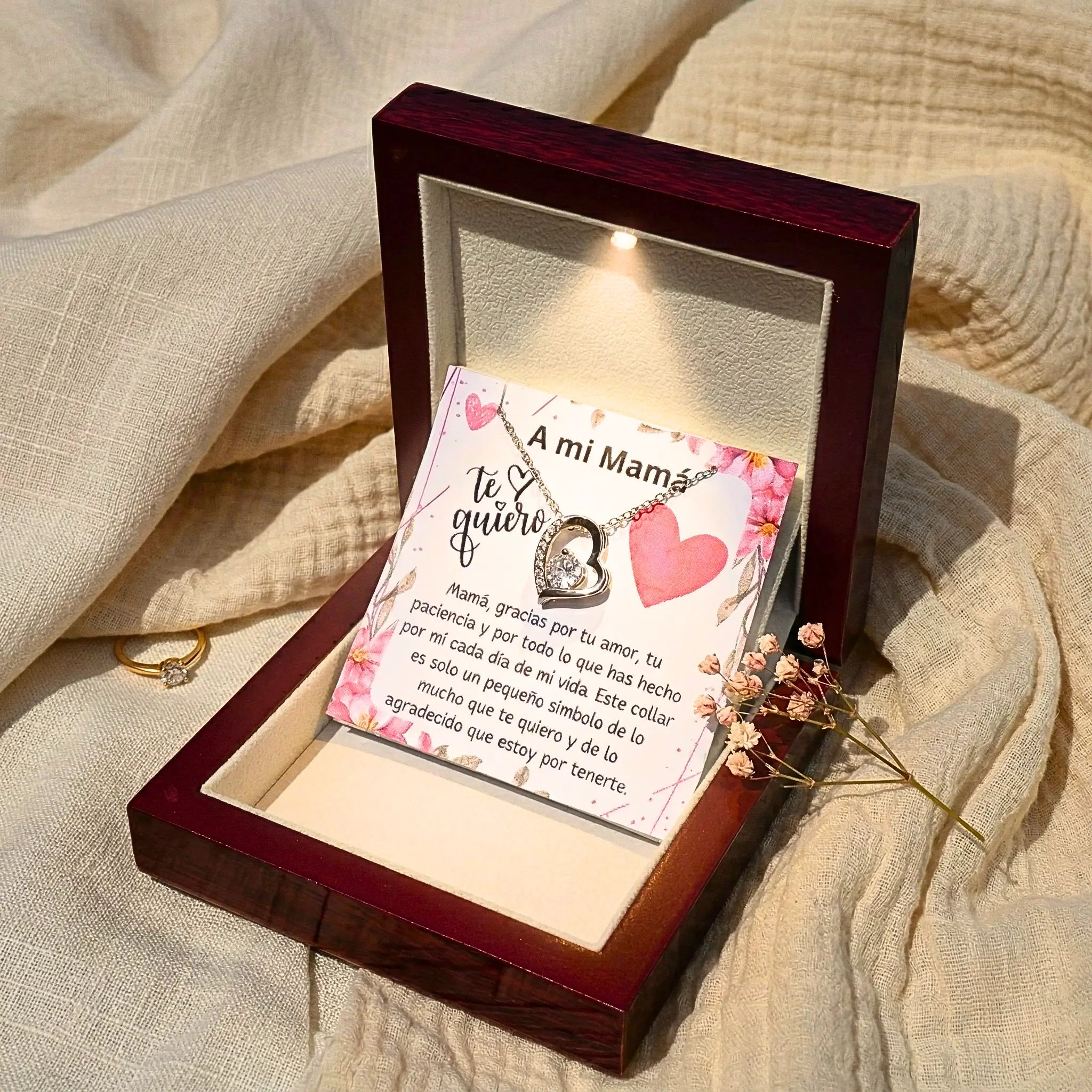 Colgante Corazón Eterno  -  Caja con Luz + 5 Dedicatorias